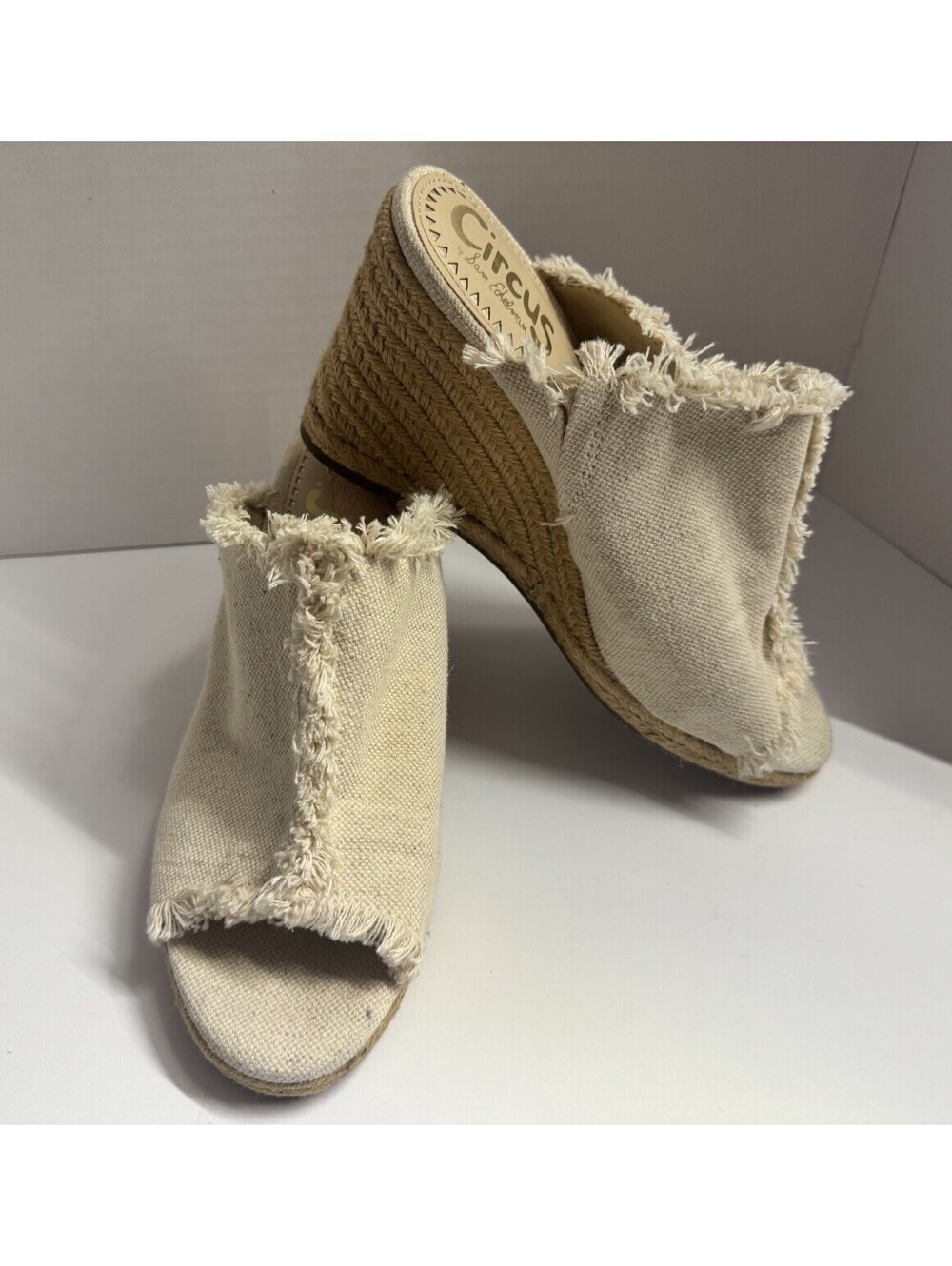 Circus Sam Edelman Women's 8.5M Wedge Fabric Frayed Edge Upper Open Toe Sandals